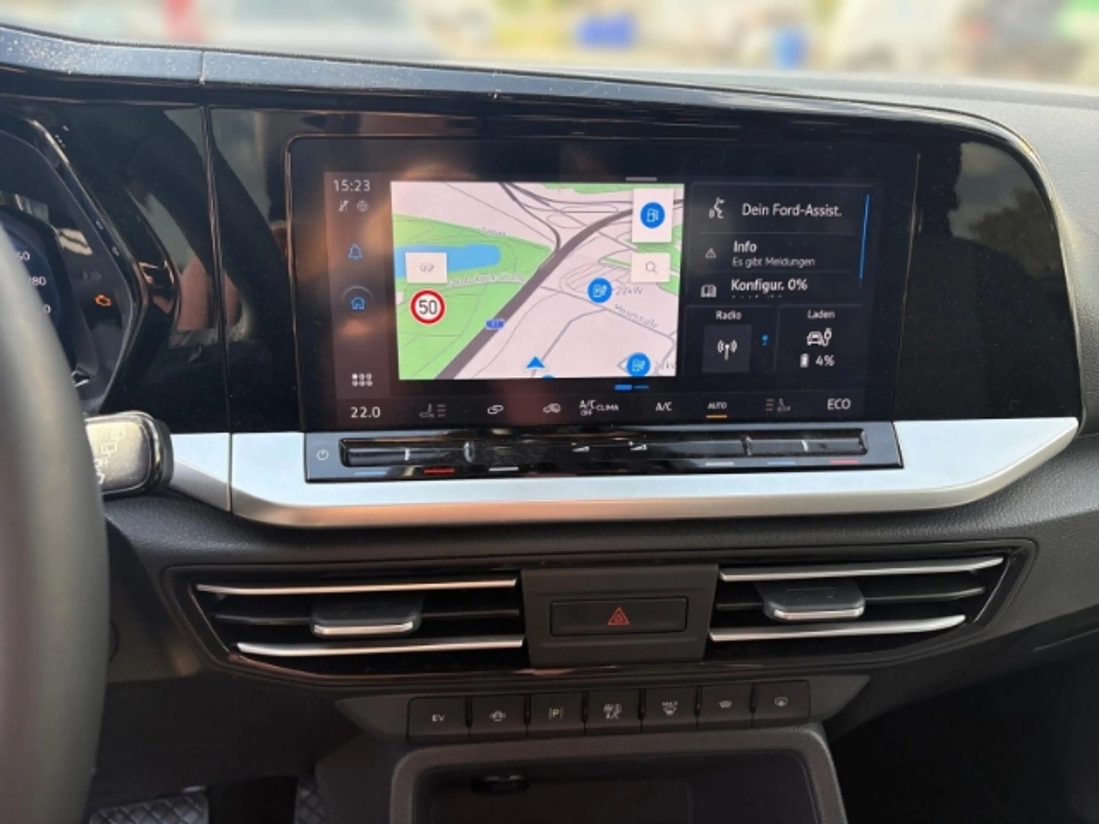 Ford Grand Tourneo PHEV Titanium 7-Sitzer + Allwetterreifen + Komfort — photo 10