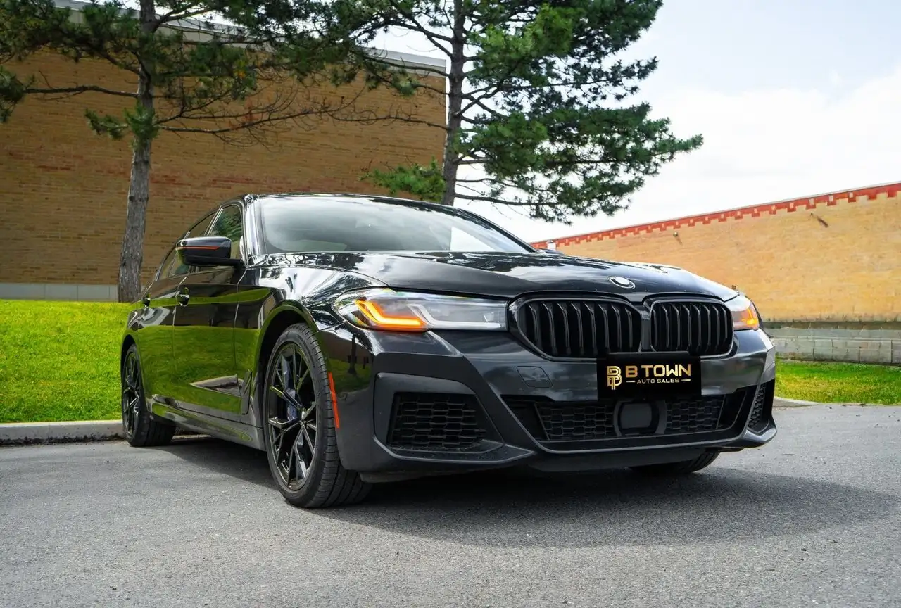 BMW 5 Series photo BMW 5 Series
