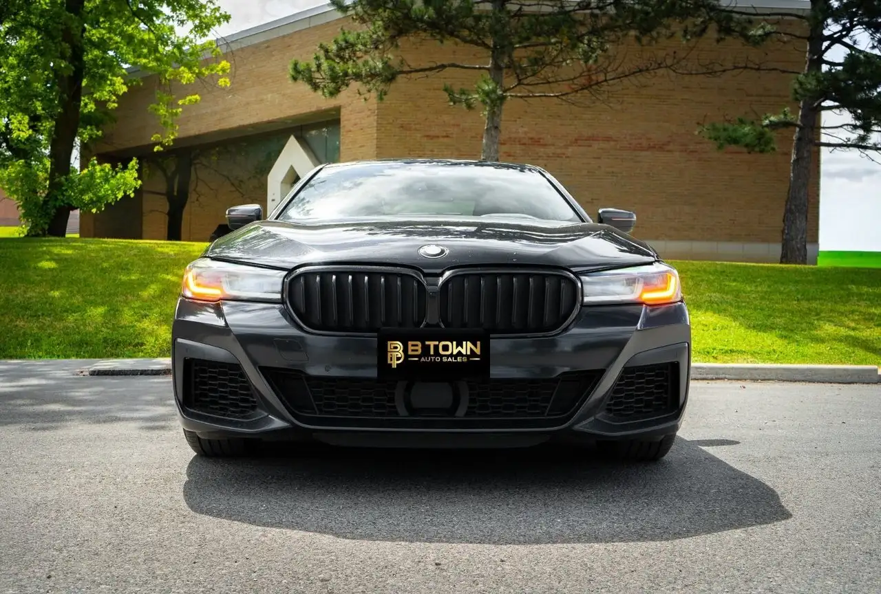 BMW 5 Series photo BMW 5 Series