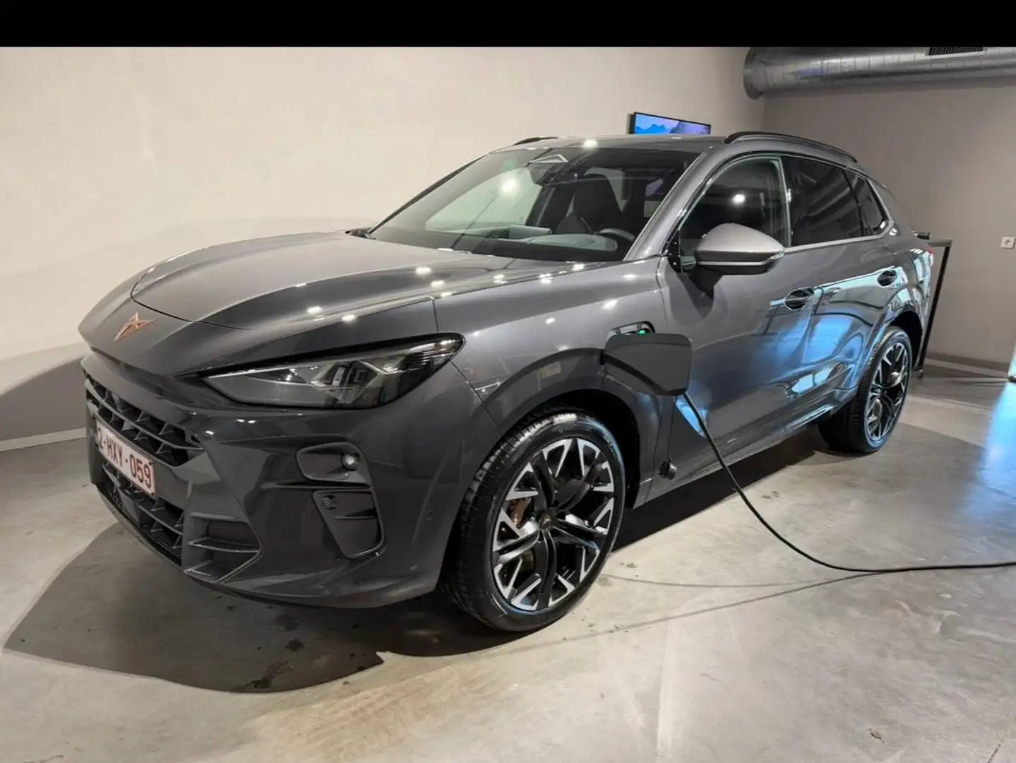 CUPRA Terramar Terramar e-Hybrid 1.5 VZ DSG (200 kW) Gris - 2