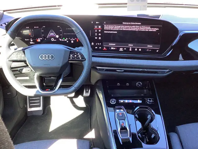 Audi A5 view 4