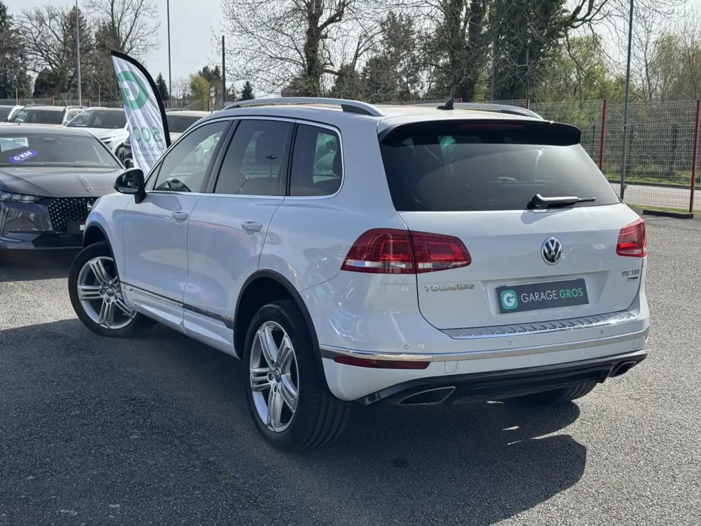 Volkswagen Touareg 3.0 V6 TDI 262 BMT Tiptronic 8 4Motion Carat Blanc - 2