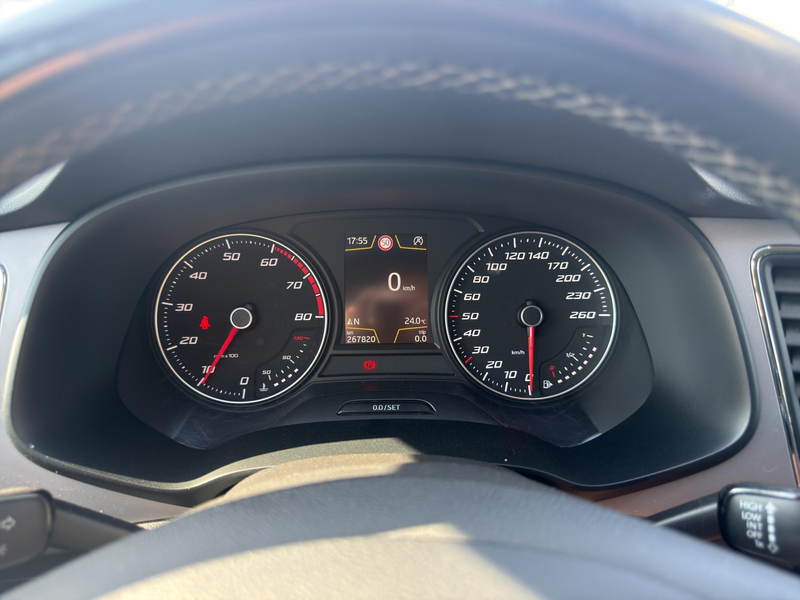 SEAT Leon 1.0 EcoTSI Style Business Intense — photo 20