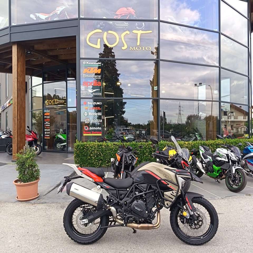 Benelli TRK 702 X Dune Sea