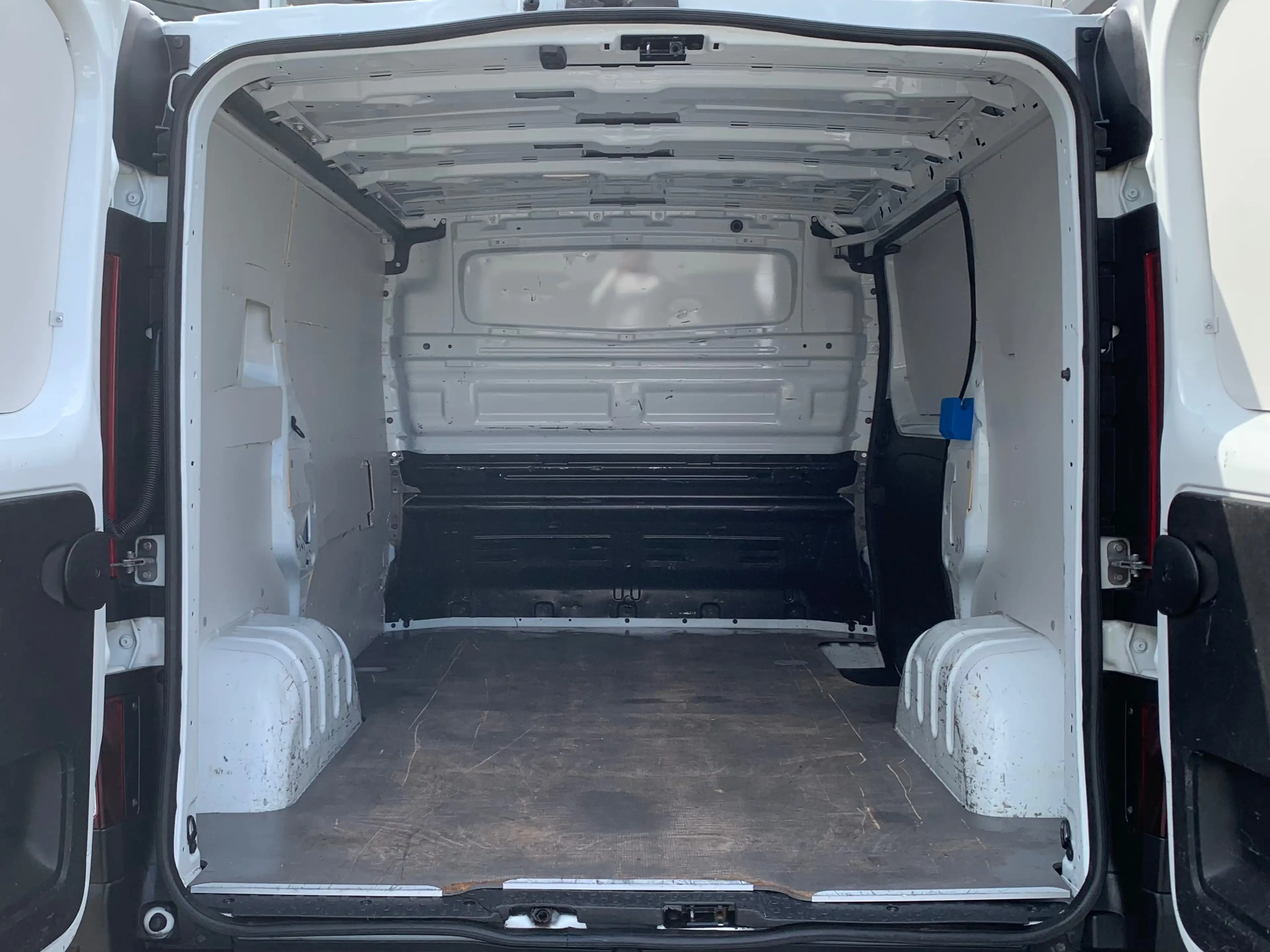 Fiat Talento 1.6 CDTI/ 3 Places / Gps / Airco / 11.149€ HTVA — photo 9