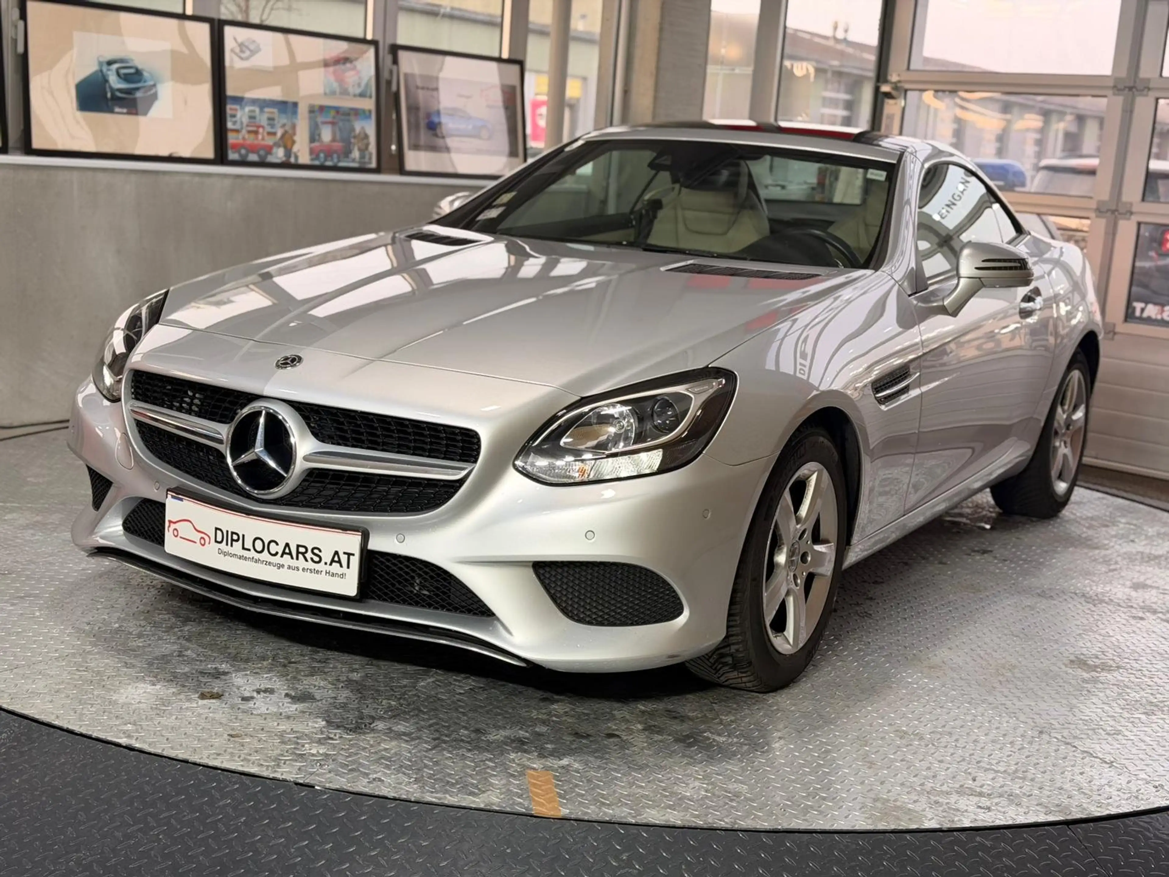 Mercedes-Benz SLC 200 SLC 200 9.000km! — photo 3