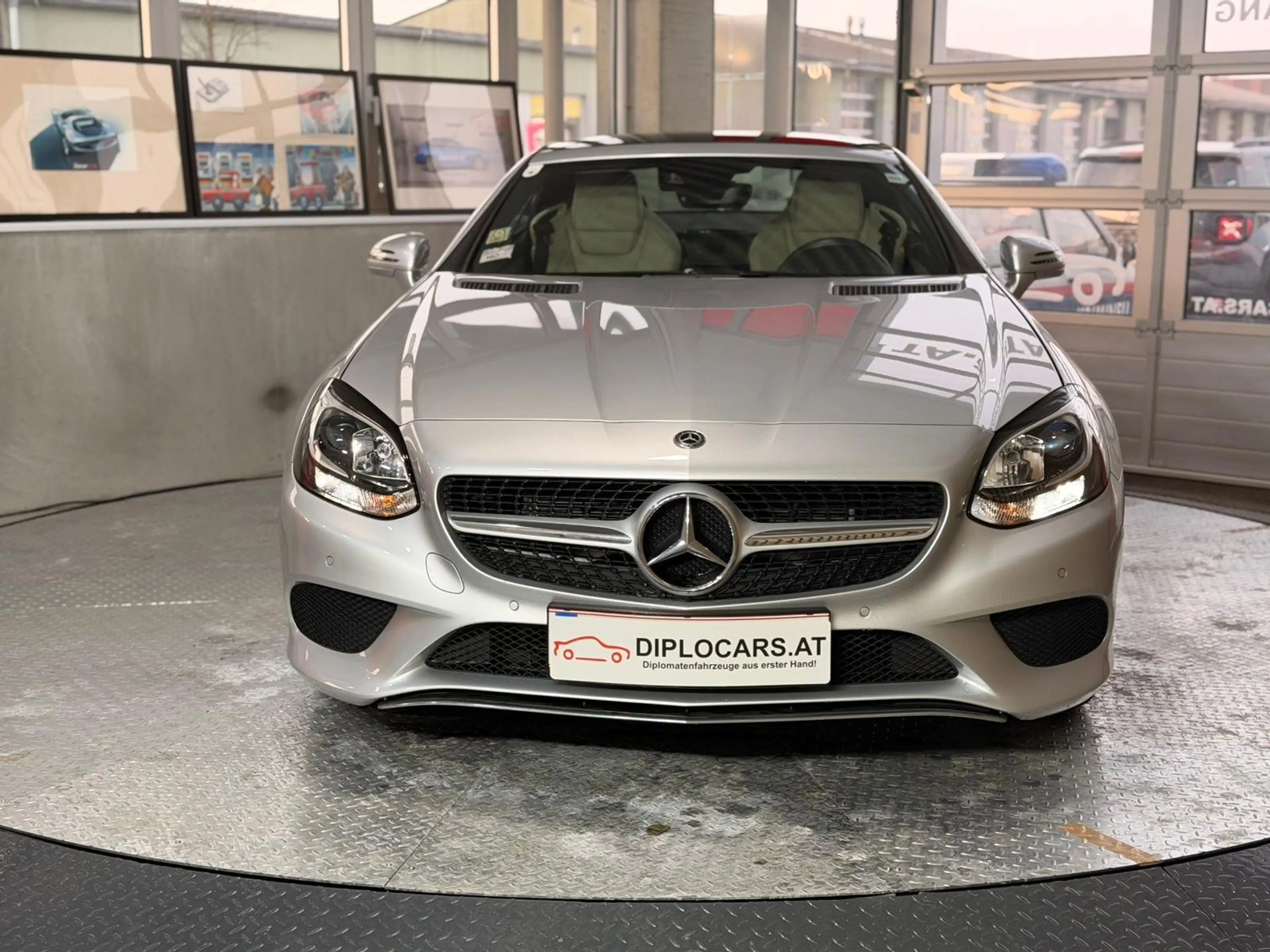 Mercedes-Benz SLC 200 SLC 200 9.000km! — photo 2