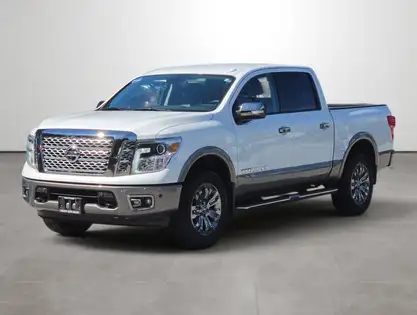 2019 Nissan Titan Pickup Truck 7-Speed Automatic