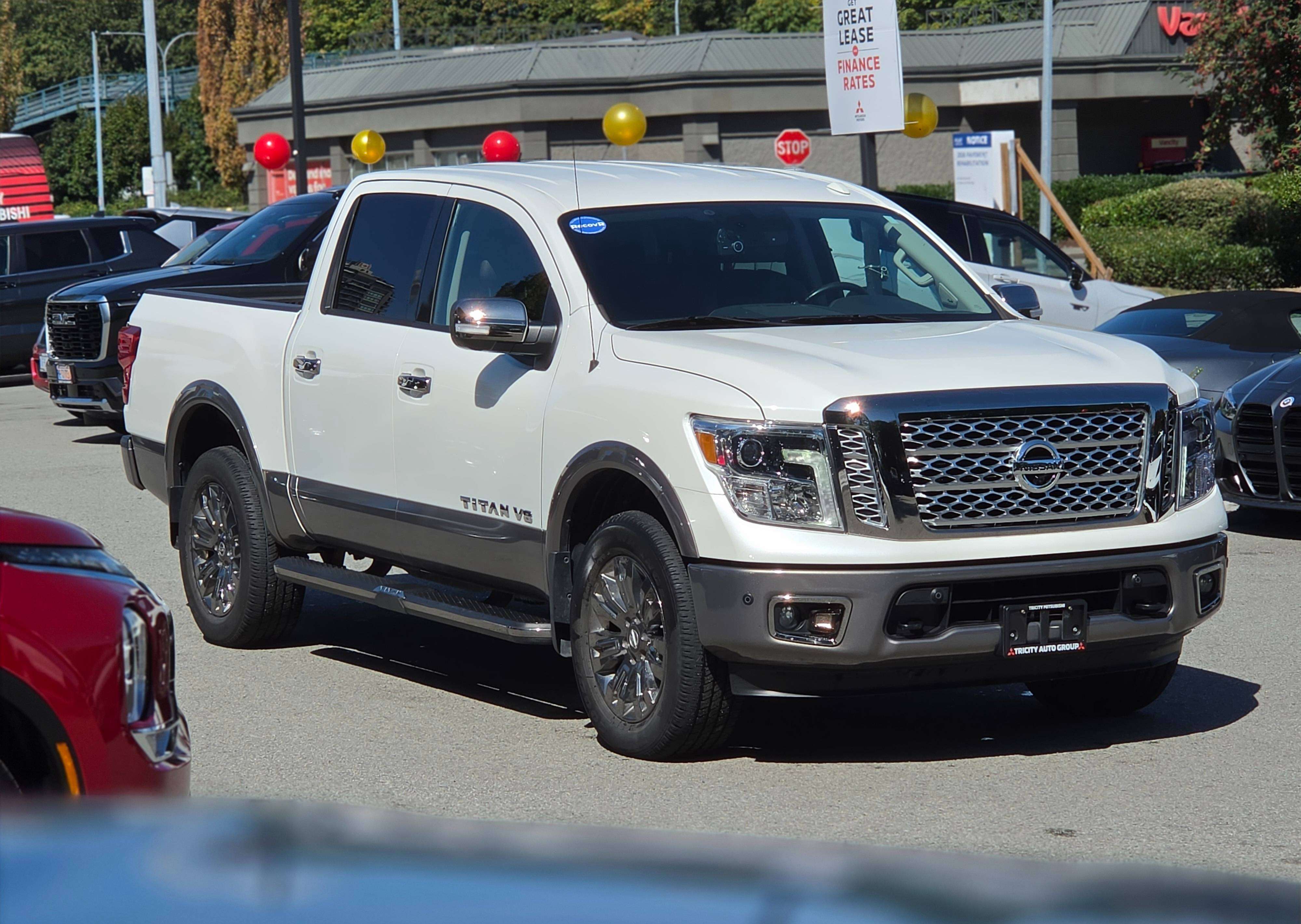 2019 Nissan Titan Platinum - 1 Owner, 360 Cameras, Heated Steering — снимка 1