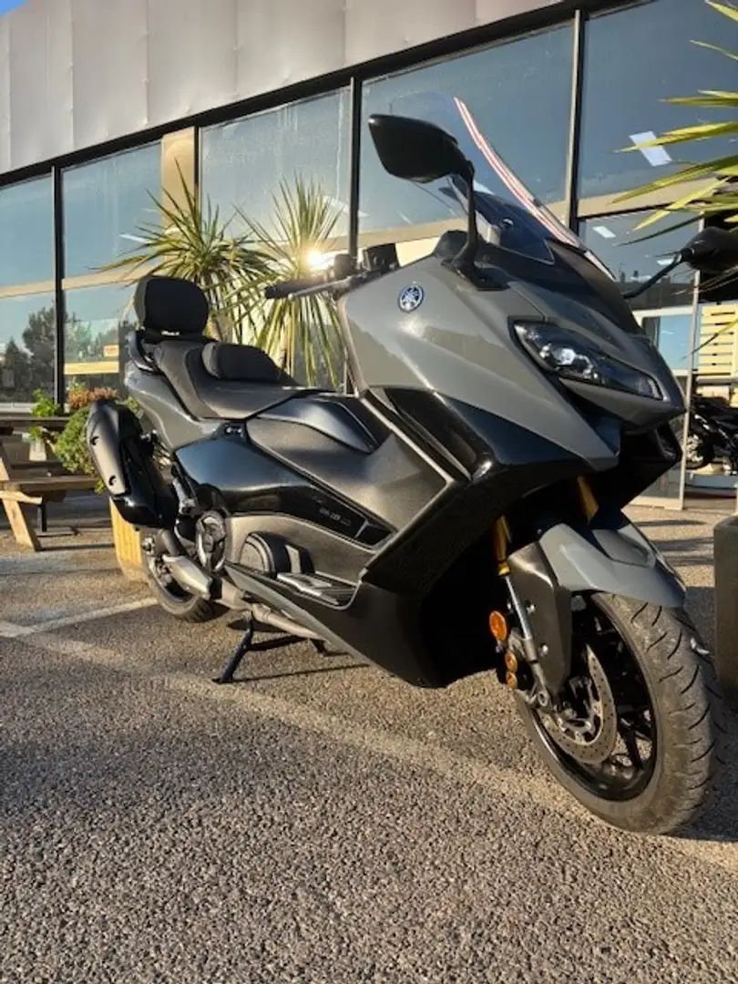 Yamaha TMAX 560 Gris - 1