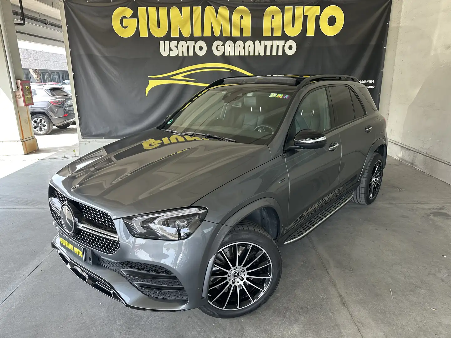 Mercedes-Benz GLE 350 GLE 350  (eq-power) Premium Plus 4matic AMG 320CV Grigio - 1