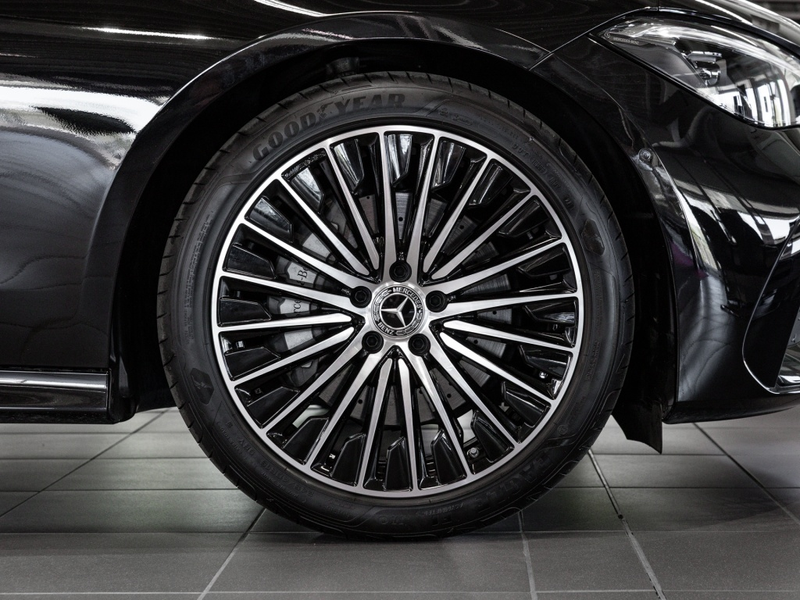 Mercedes-Benz CLA 250 CLE 180 Coupé , AMG MEMO DISTR KAMERA PANO SPUR — photo 6