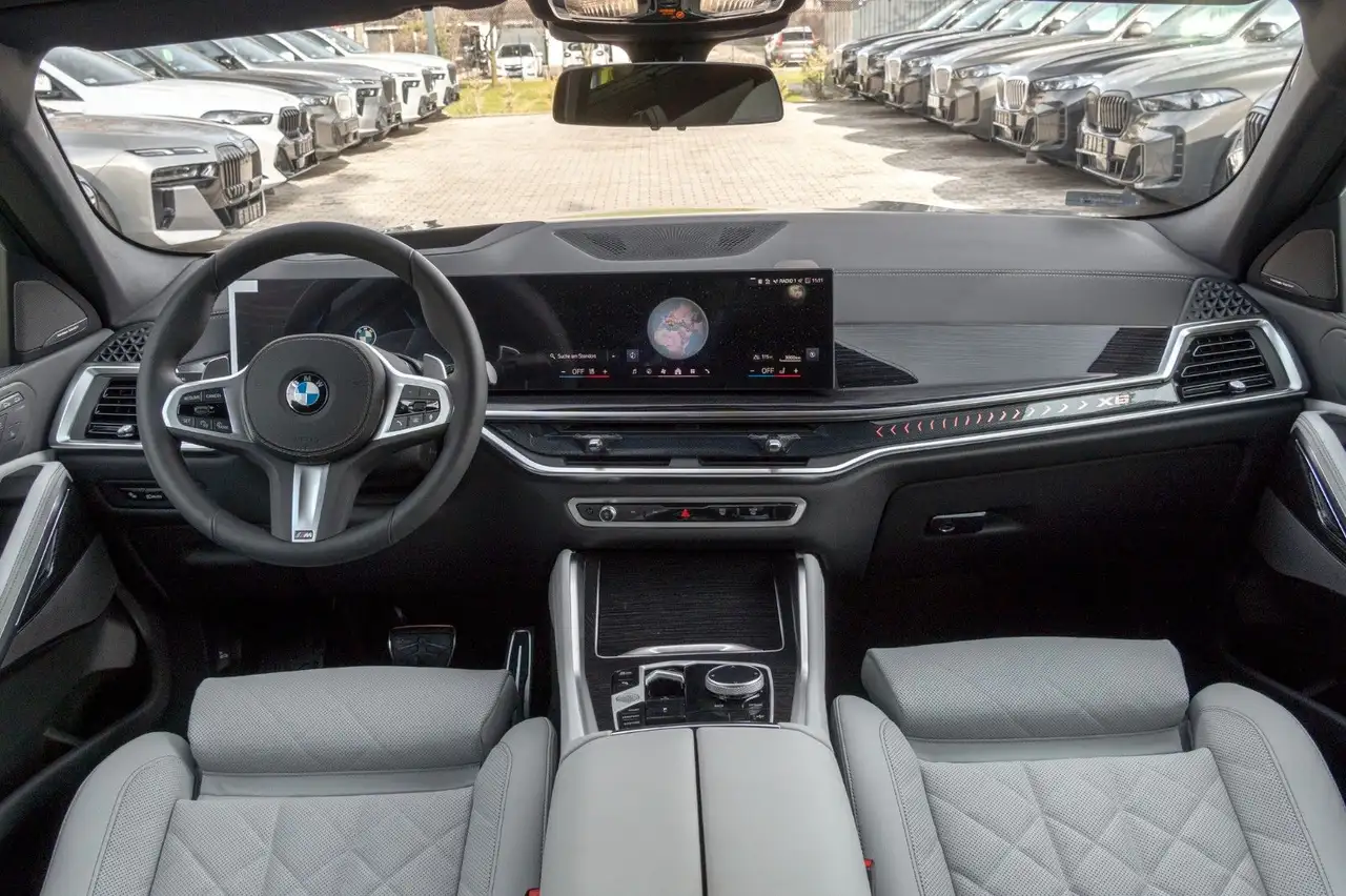 BMW X6 30d M SPORT.LUFTF.PANO.DR.ASS.H/K.360.22".AHK 14