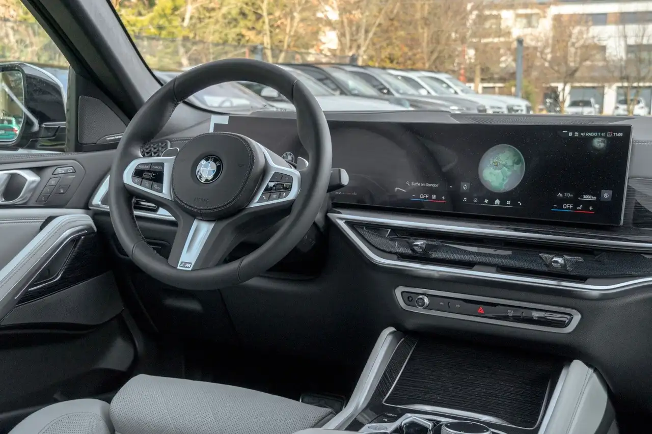 BMW X6 30d M SPORT.LUFTF.PANO.DR.ASS.H/K.360.22".AHK 15