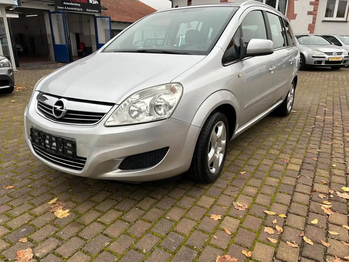 Opel Zafira B Edition 1,8 7Sitze,AC,Tempom,RCD,BC Silber - 2