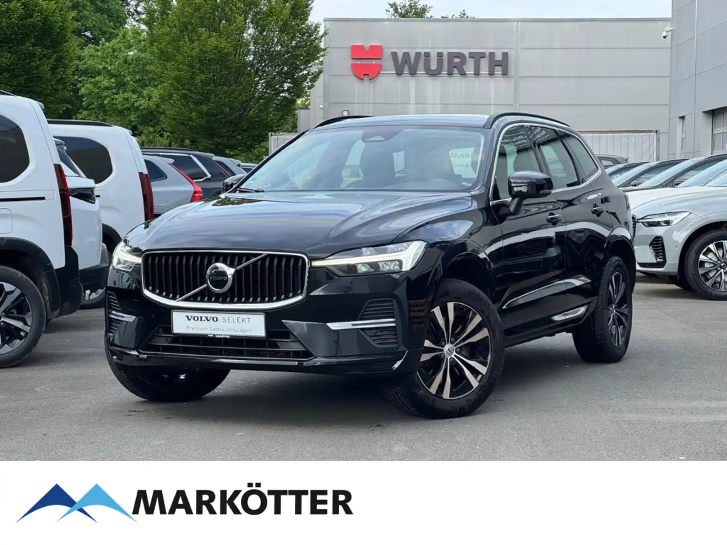 Volvo XC60 B4 AWD Momentum Pro PANO/AHK/LED/SHZ/LHZ Schwarz - 1