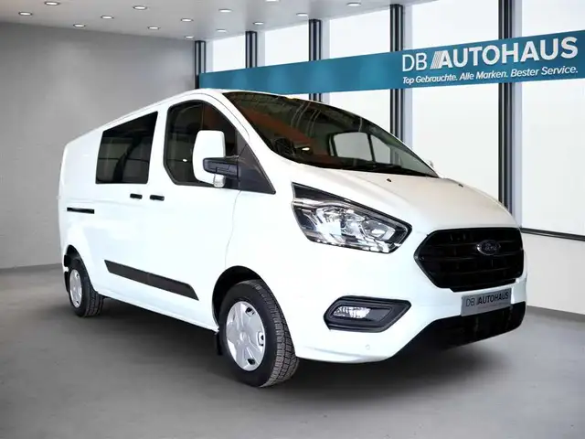 Ford Transit Custom view 2