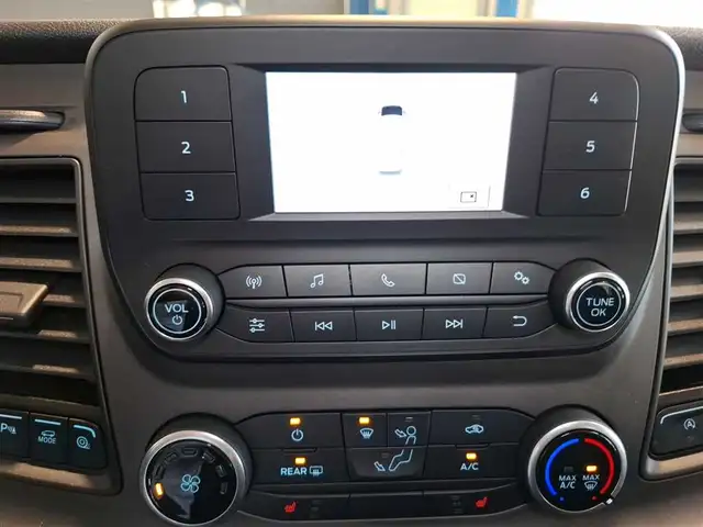 Ford Transit Custom view 11