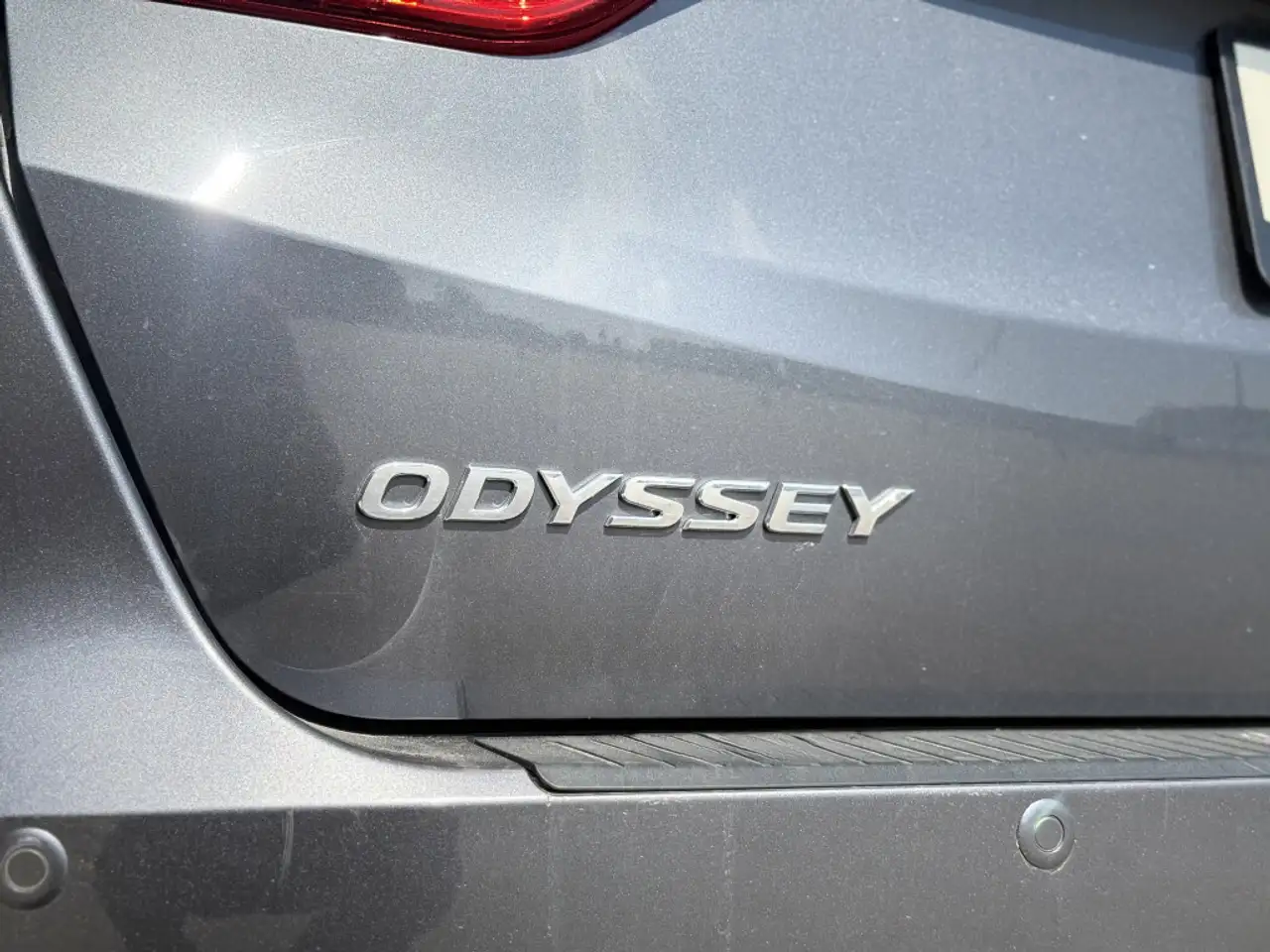 Honda Odyssey снимка Honda Odyssey