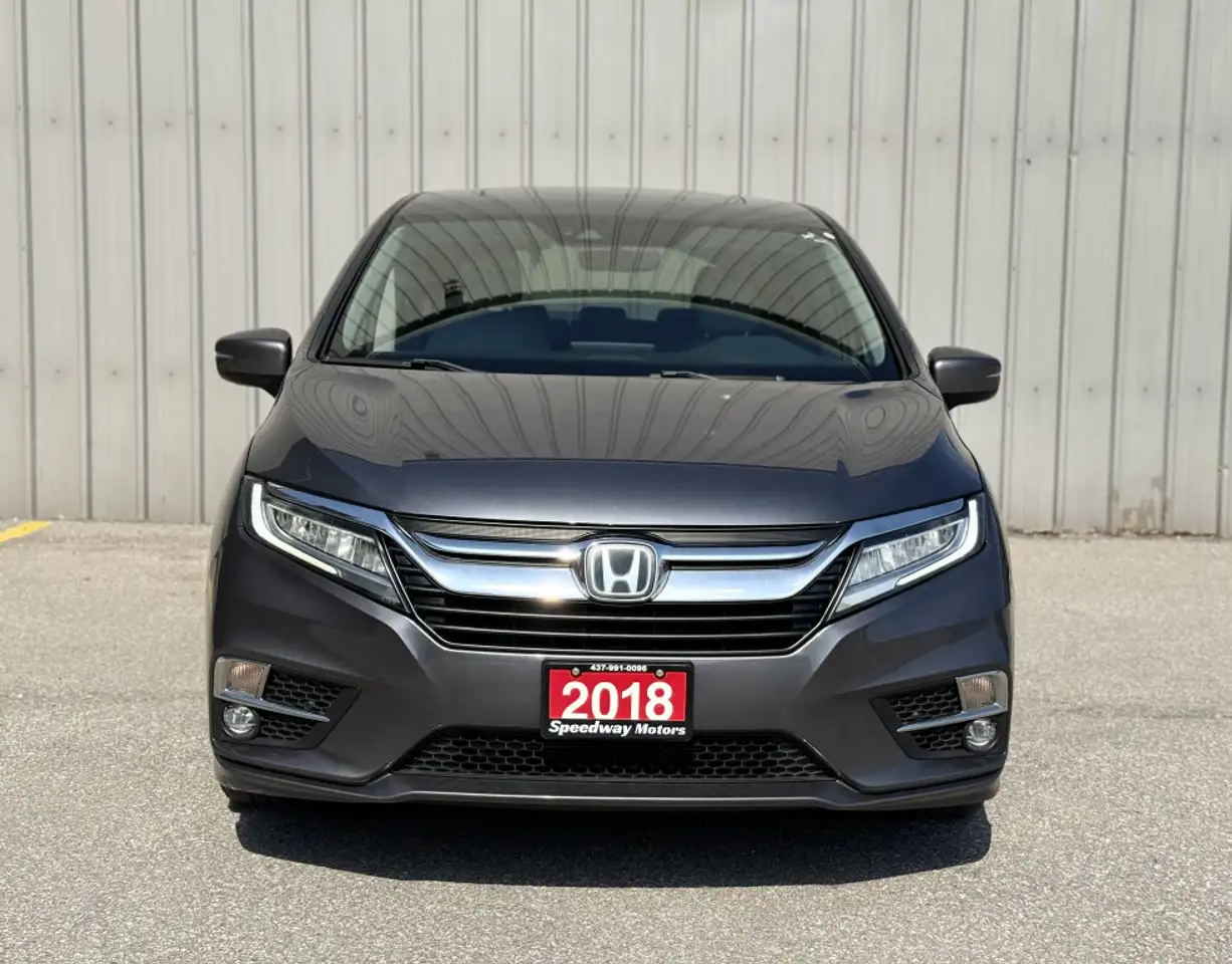 Honda Odyssey снимка Honda Odyssey