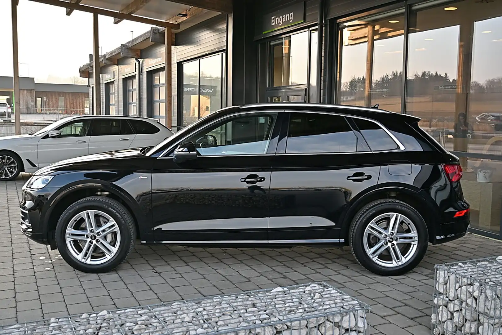 Audi Q5 50 TFSI e PHEV quattro Sline ACC, Assist Stadt/... Schwarz - 2