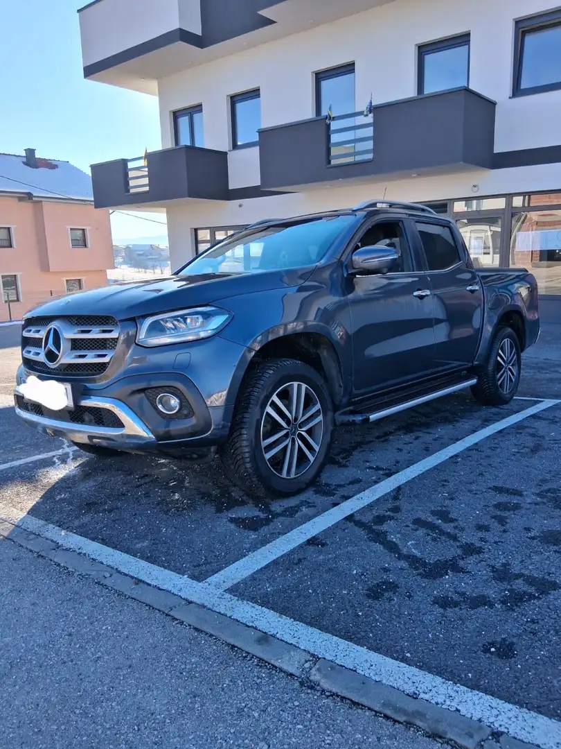 Mercedes-Benz X 250 - 1