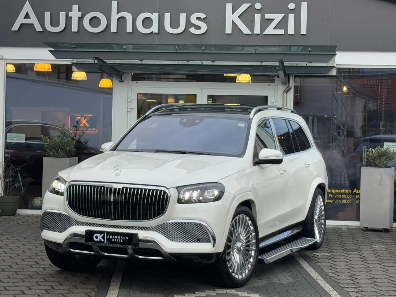 Mercedes-Benz GLS 600