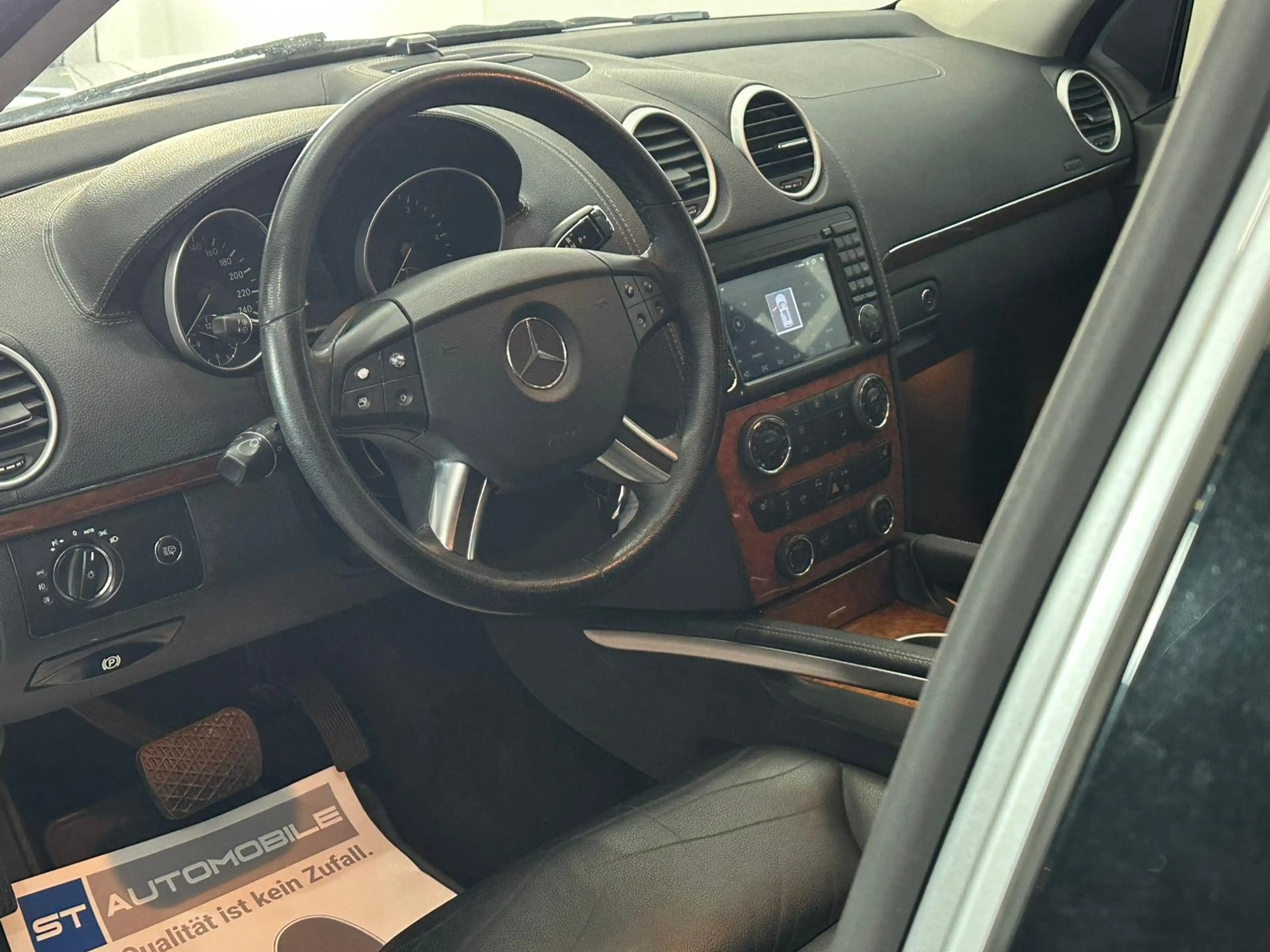 Mercedes-Benz GL 320 CDI 4Matic Aut. // NAVI // SITZHEIZUNG // LEDER — photo 15