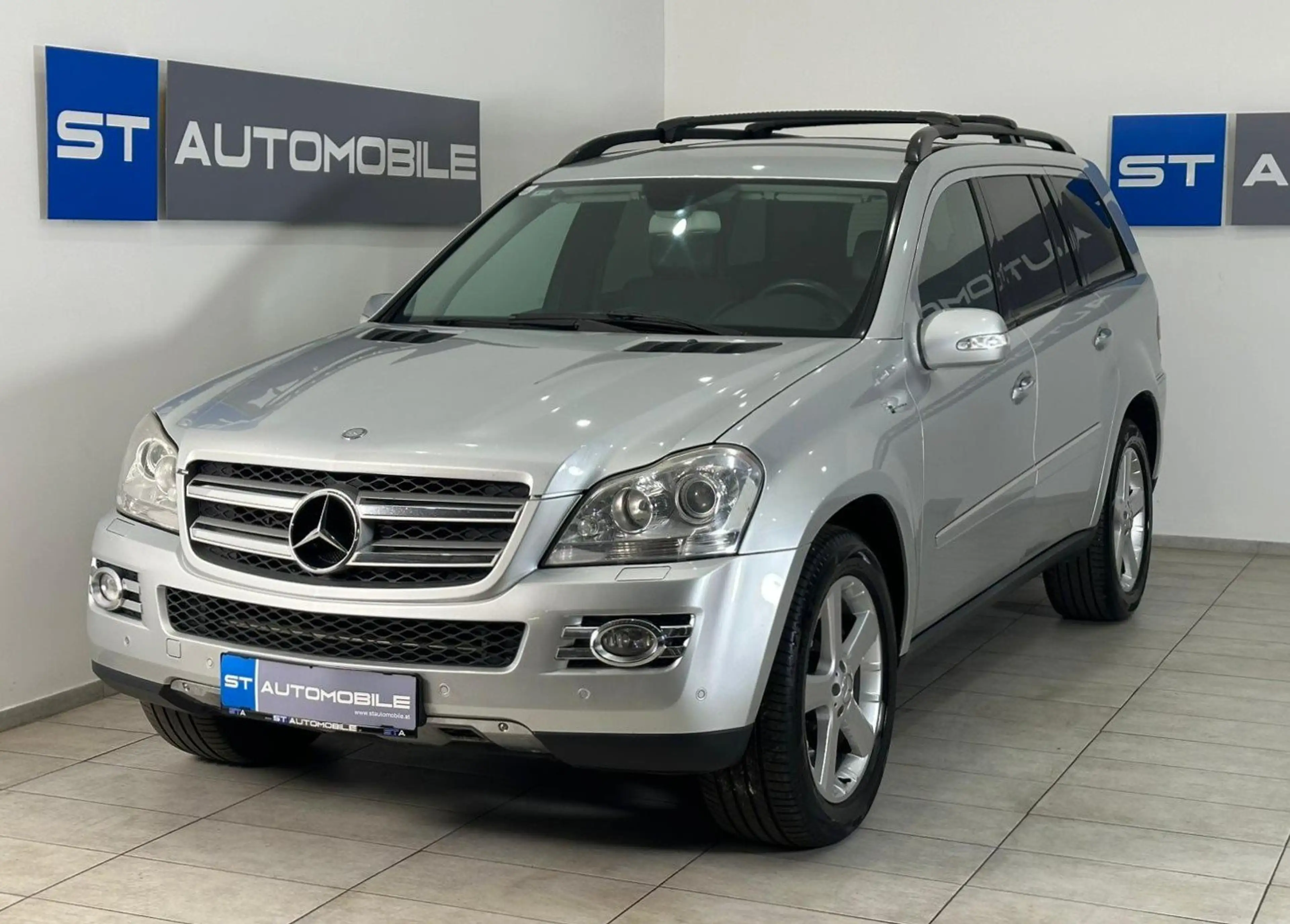 Mercedes-Benz GL 320 CDI 4Matic Aut. // NAVI // SITZHEIZUNG // LEDER — photo 4