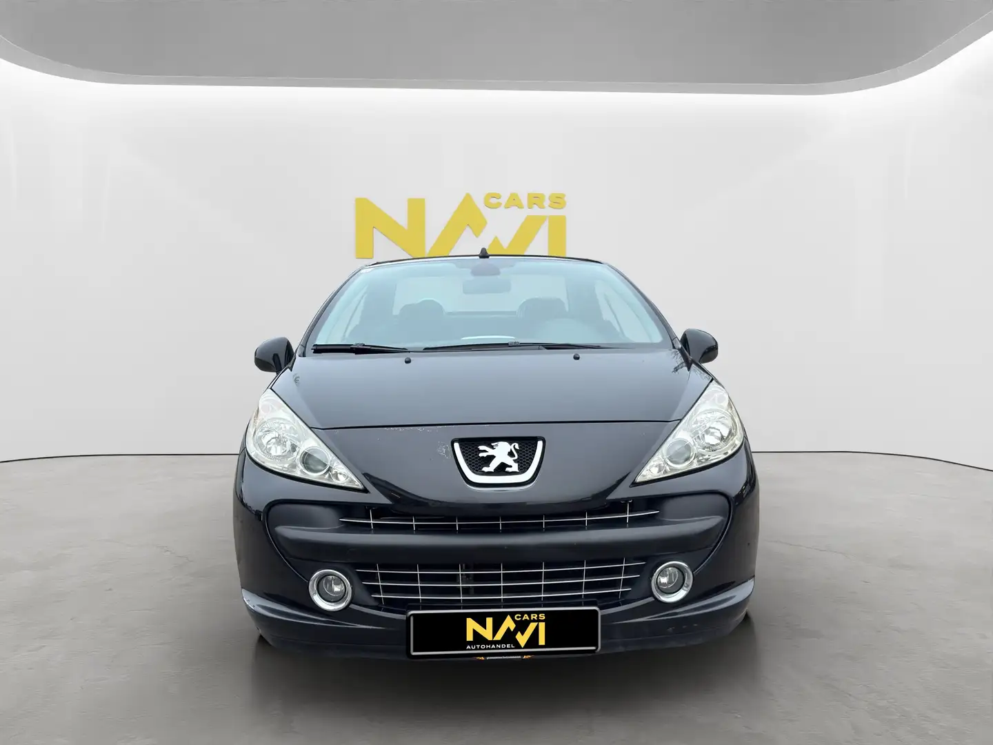 Peugeot 207 207 CC Active 1,6 16V Active Schwarz - 2