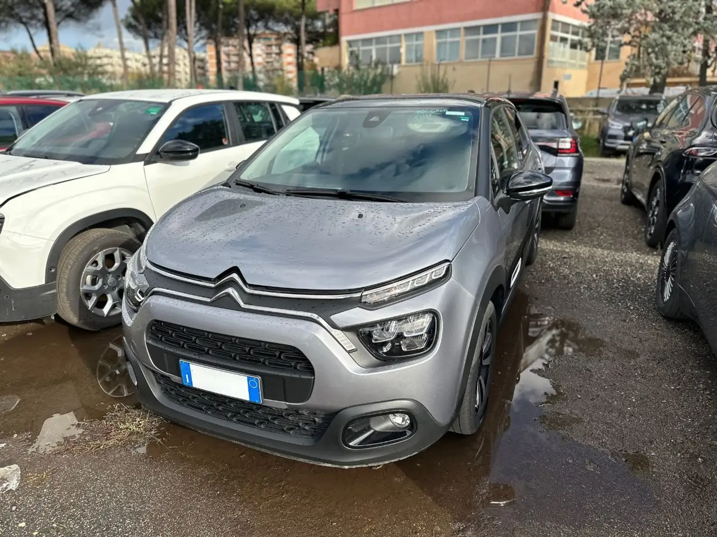 Citroen C3 1.2 PureTech Shine Grigio - 1