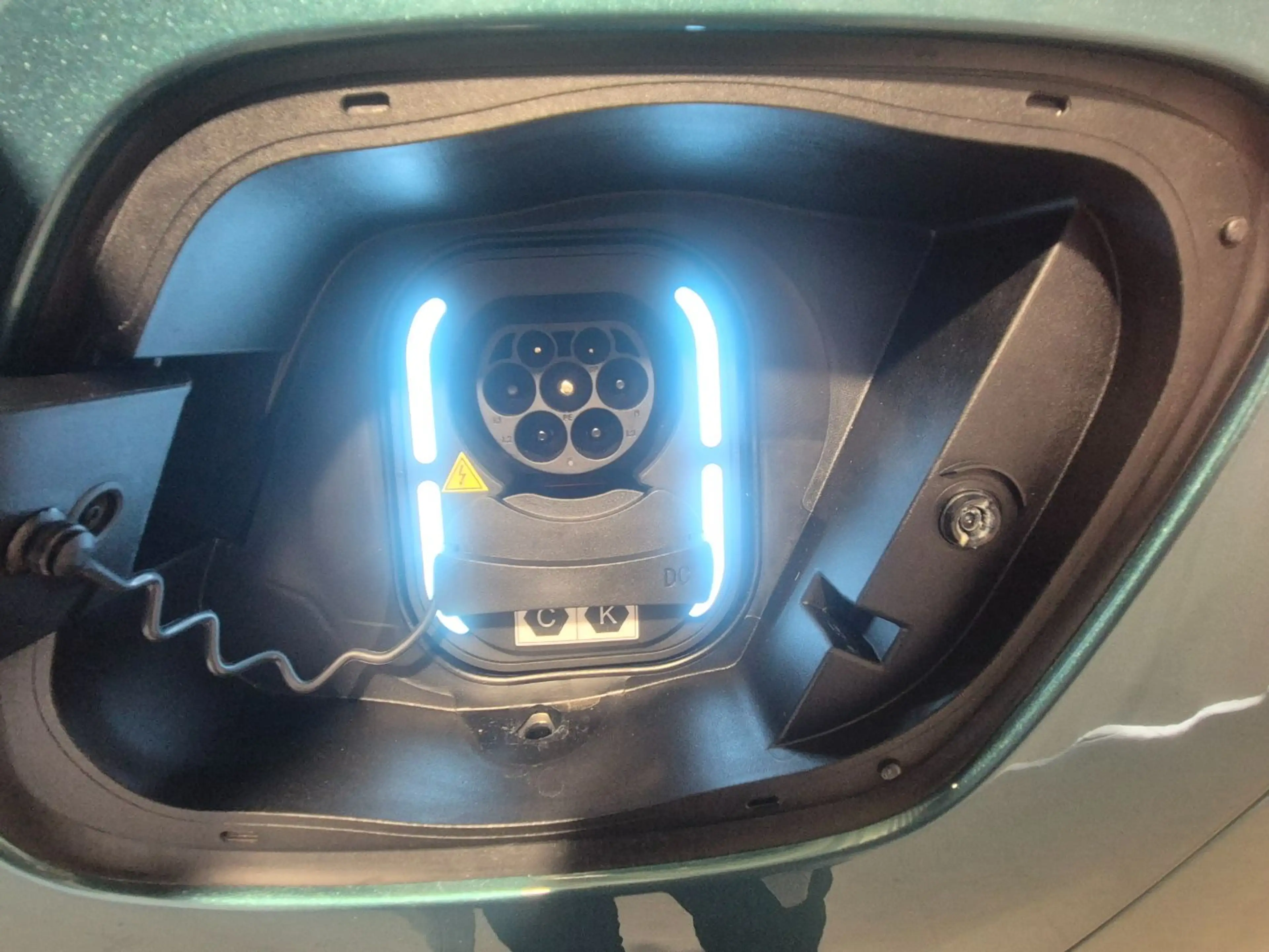 MG MG4 EV Premium Sportlich mit viel Reichweite — photo 9
