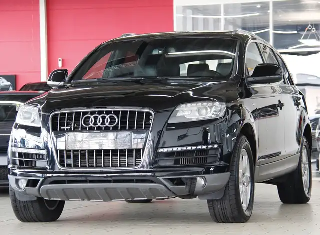 Audi Q7 3.0 TDi QUATTRO S-LiNE 7.SiTZE *PANORAMA*