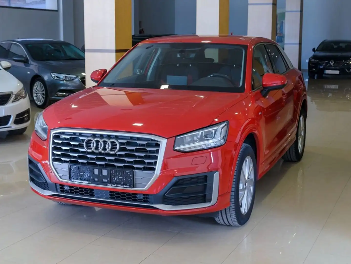 Audi Q2 1.4 TFSI COD Sport edition 110kW Rojo - 2