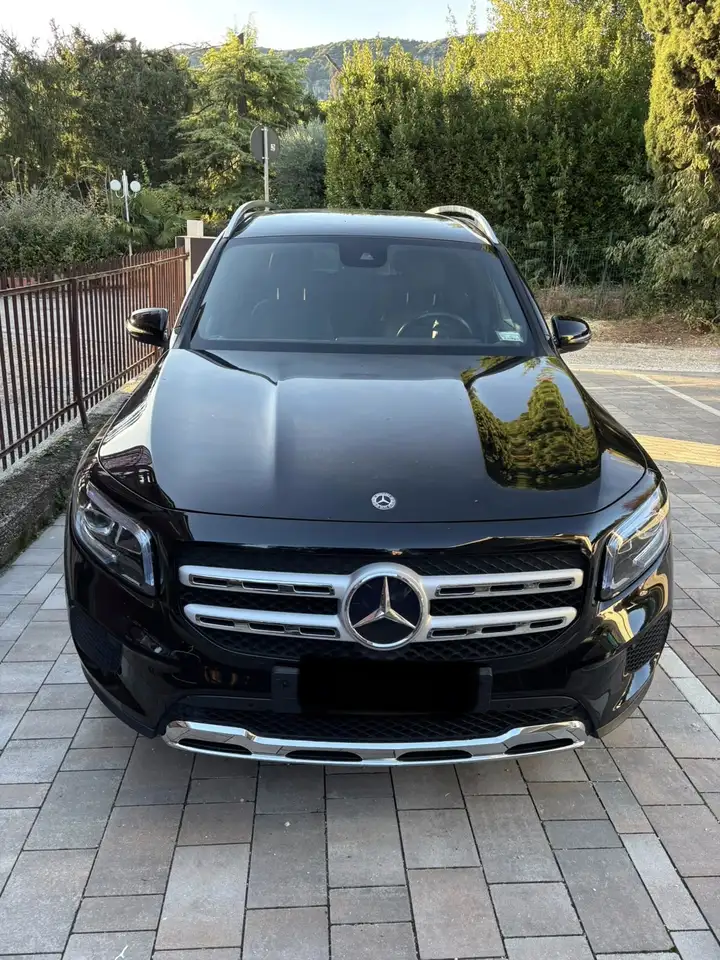 Mercedes-Benz GLB 200