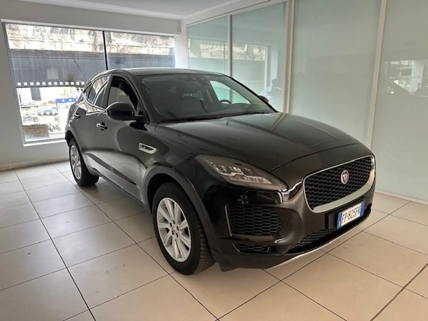 Jaguar E-Pace E-Pace 2017 2.0d i4 S awd 150cv auto Nero - 1