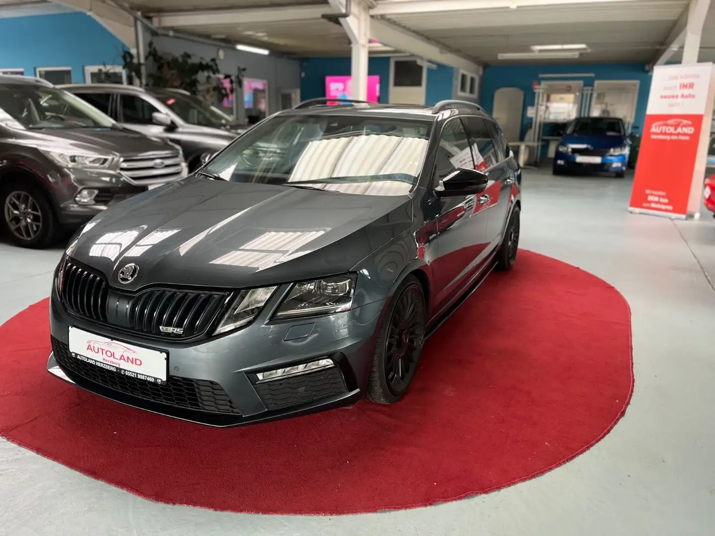 Skoda Octavia Combi RS 245 DSG NAVI AHK PANO KAMERA Grau - 1
