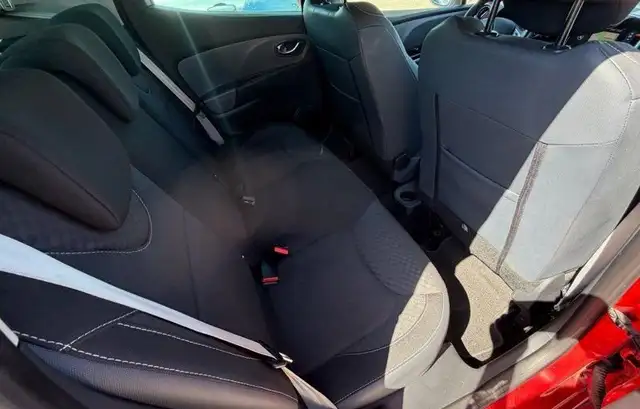 Renault Clio view 10