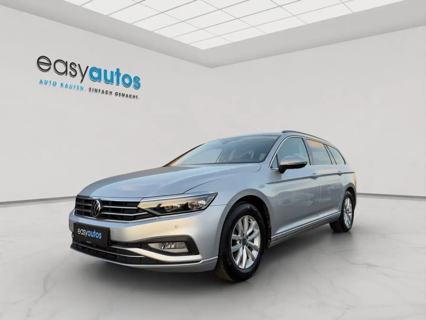 Volkswagen Passat Variant Business 2,0 SCR TDI DSG;MATRIX;ACC;R-KAMERA;SITZ Silber - 1