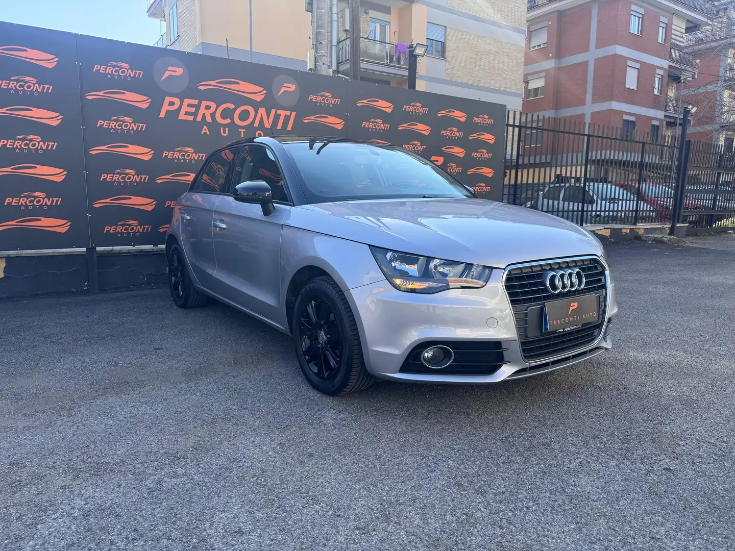 Audi A1 Sportback 1.2 tfsi Ambition Argent - 1