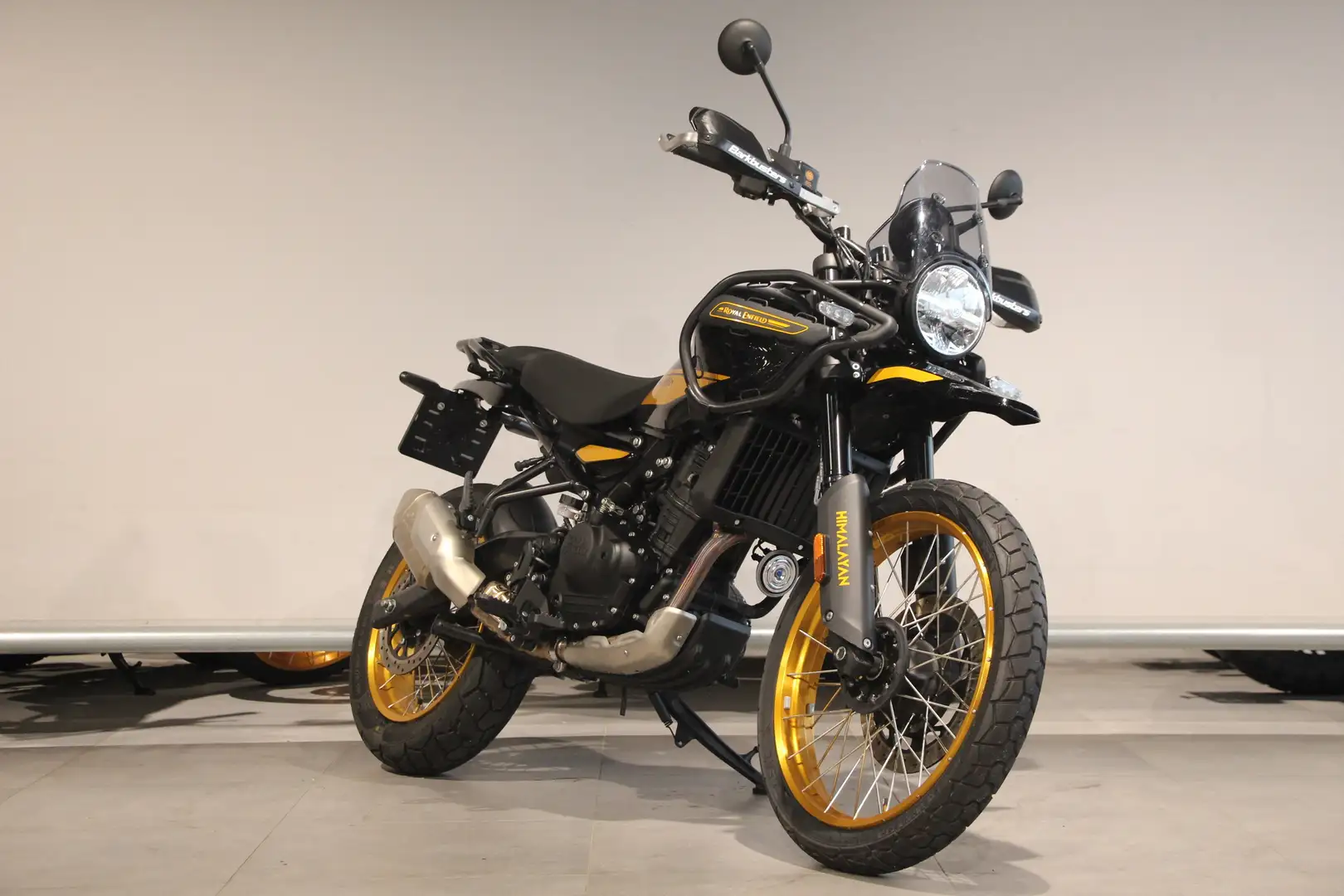 Royal Enfield Himalayan 452 TUBELESS Negro - 2