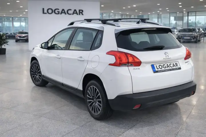 Peugeot 2008 1.6 e-HDI Active 2014, foto 4
