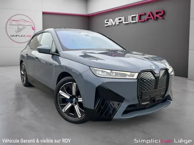 BMW iX iX 76.6 kWh xDrive40