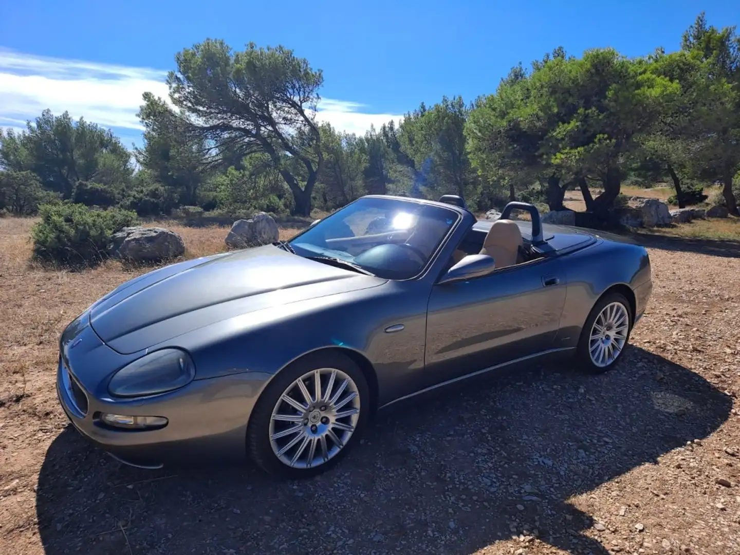 Maserati Spyder 4.2 390 Šedá - 1