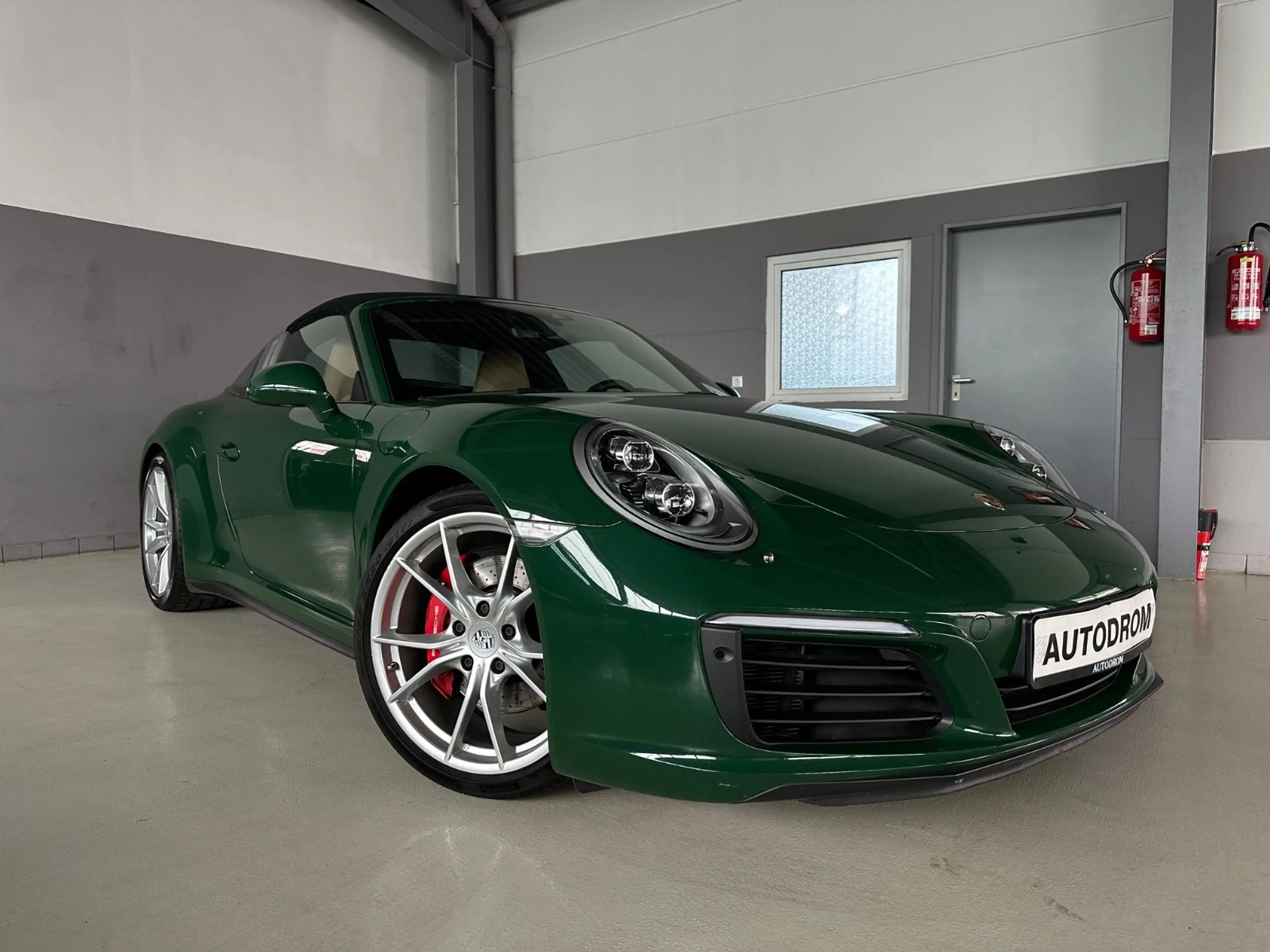 Porsche 911 Targa 4 S WLS X51/Chrono/PDK/PDLS+/BOSE — photo 5