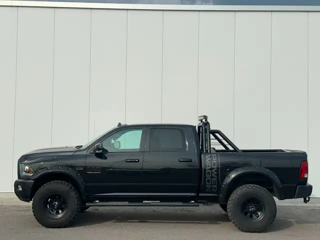 Dodge RAM 2500 Powerwagon 6,4 V8 HEAVY DUTY Ansicht 4