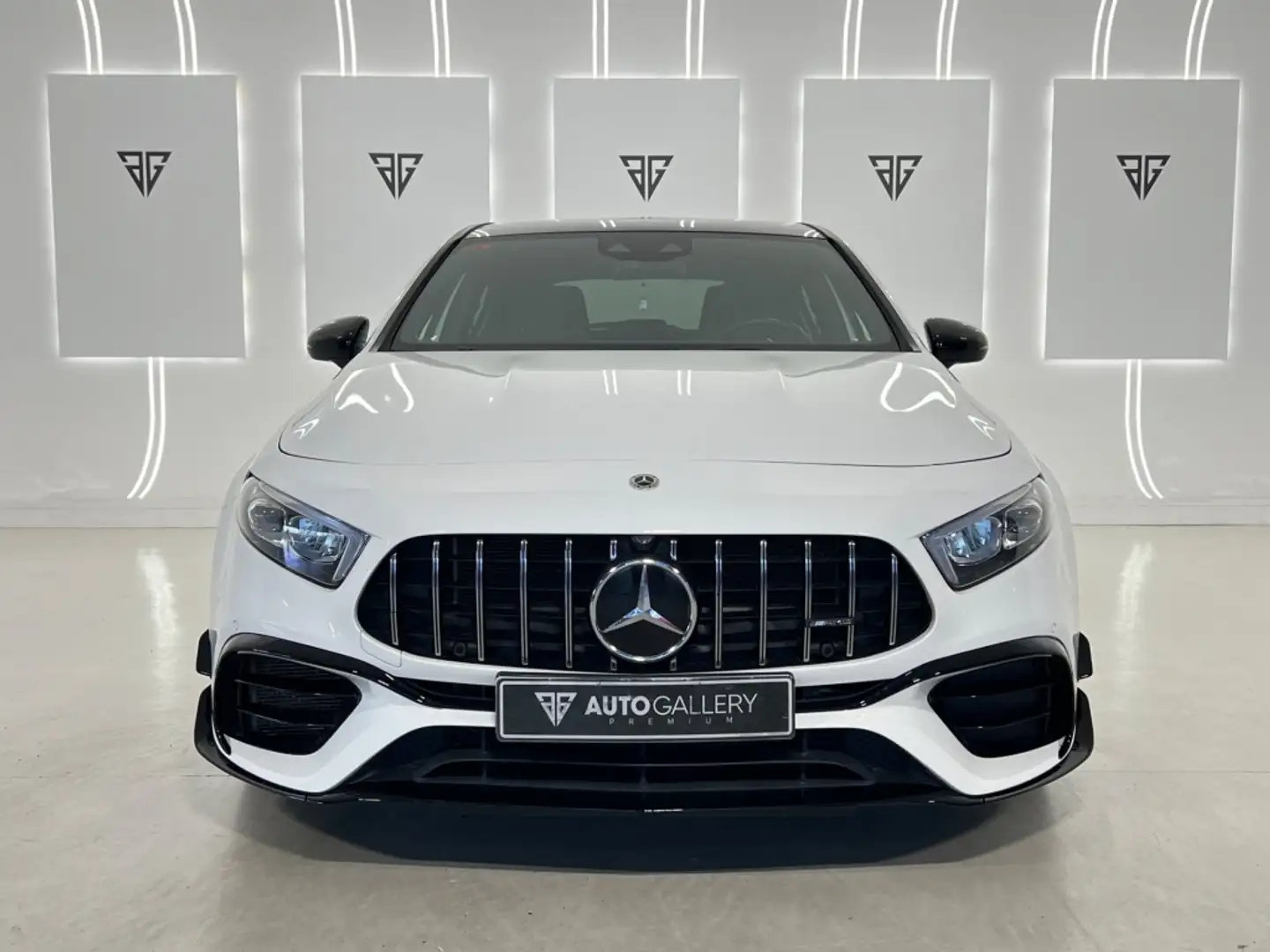 Mercedes-Benz A 45 AMG 4MATIC+ Blanco - 2