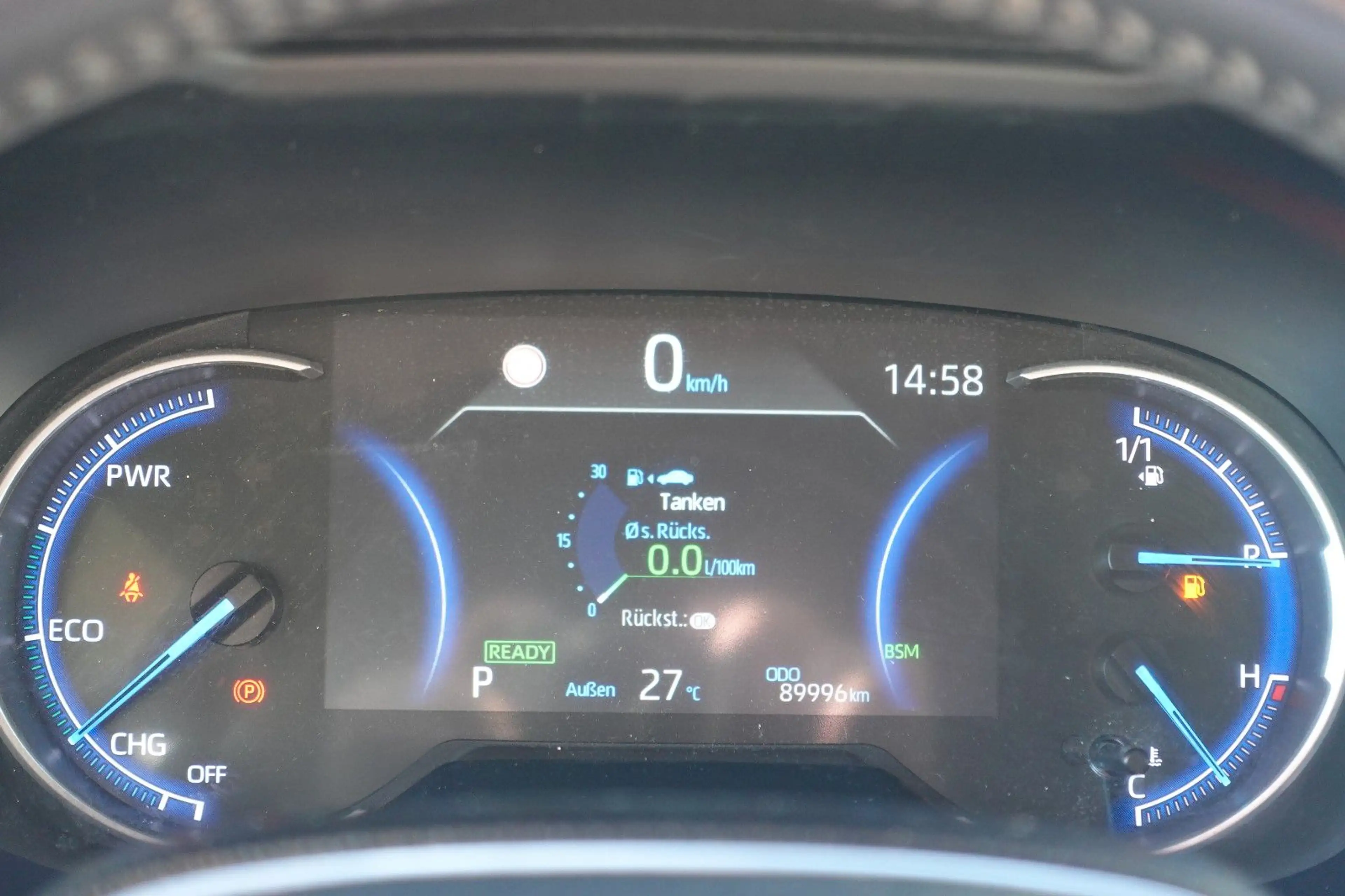Toyota RAV 4 2.5 Hybrid Black Edition Allrad 3J Garanti — photo 15