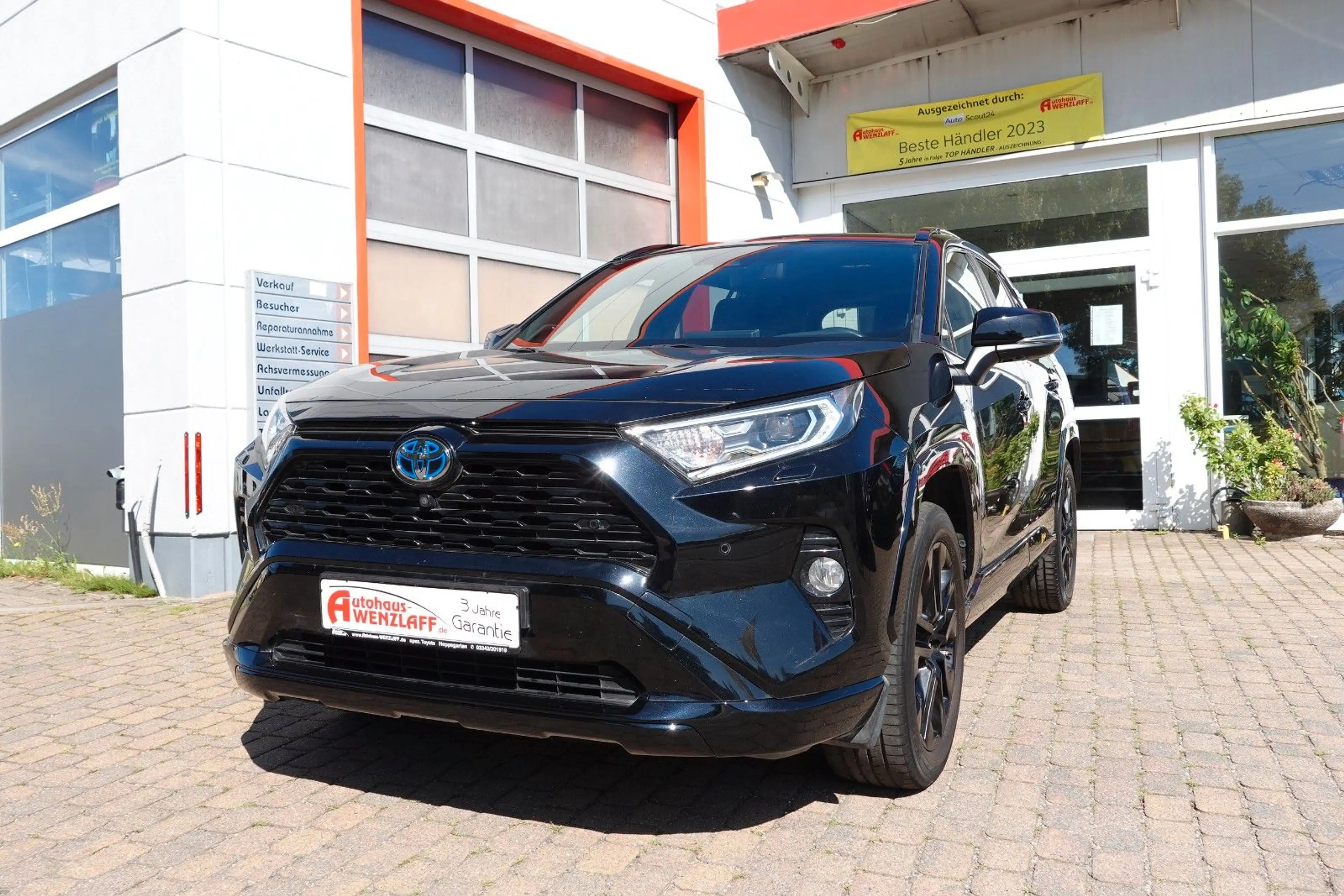 Toyota RAV 4 2.5 Hybrid Black Edition Allrad 3J Garanti
