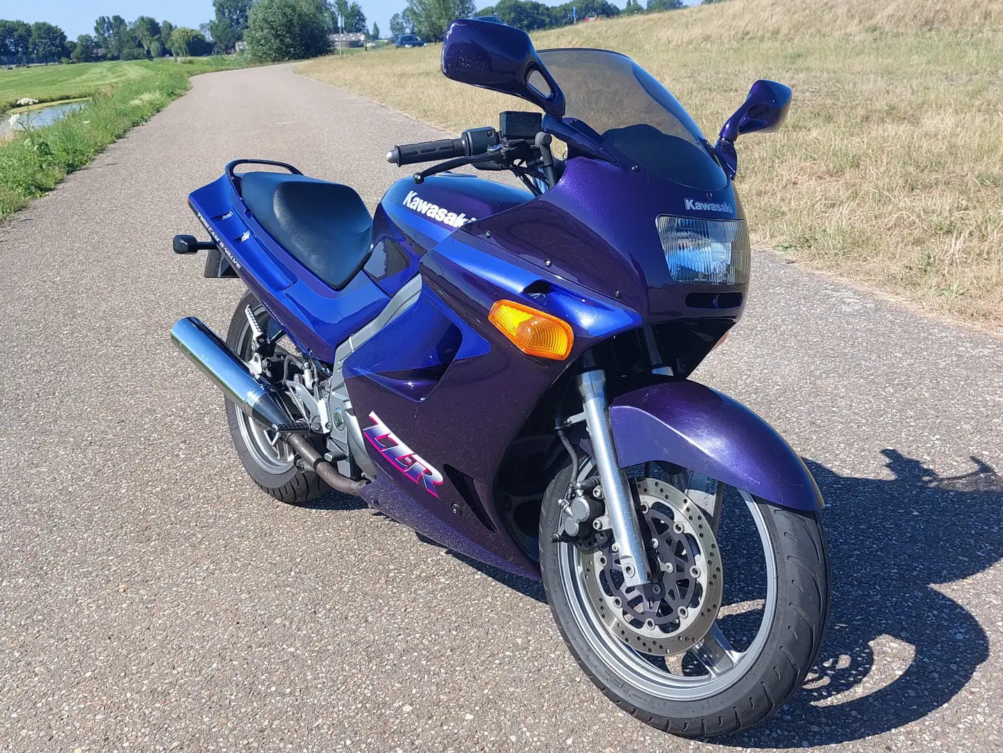 Kawasaki ZZR 250 Paars - 1